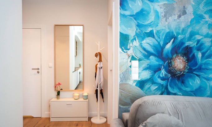 Gdansk City Center Apartment | Explore Comfort at Garden Gate 151 with Spa and Breakfast