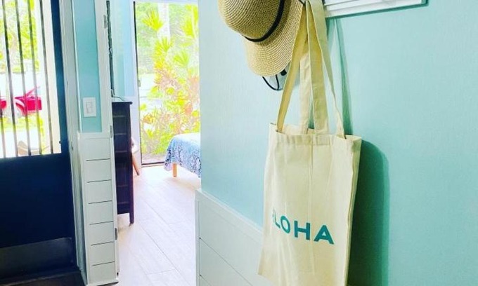 Kahuku Apartment | Garden Hale Condo: Family-Friendly Stay with Pool & Breakfast