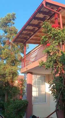Pangaio House | Discover Kavala: Garden House for Families and Pets
