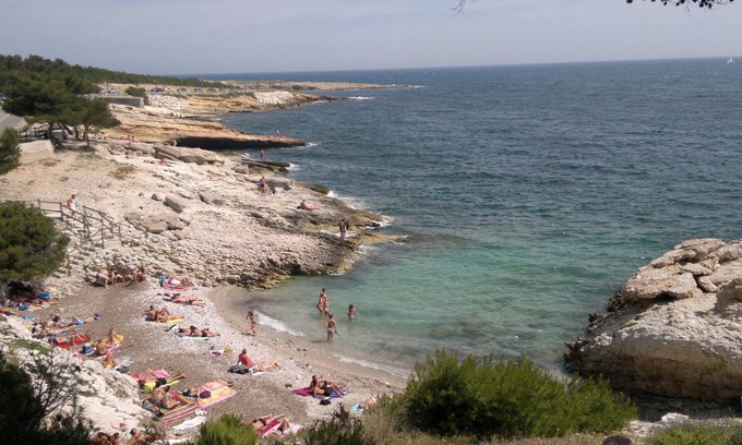 Carry-le-Rouet Villa | Oceanfront Retreat in Carry-le-Rouet - Guest Rated 9.8