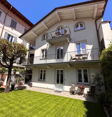 Stresa Apartment | Garden Lodge: Guest Rated 9.8 - A Premier Stay Awaits