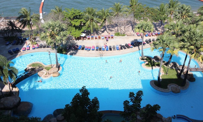 North Pattaya Resort | Relaxing Sea View at Garden Sea View Resort - 4 Star Stay