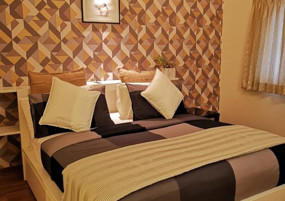 Bengaluru House | Beautiful Garden Villa at Prestige Augusta - Rated 9/10