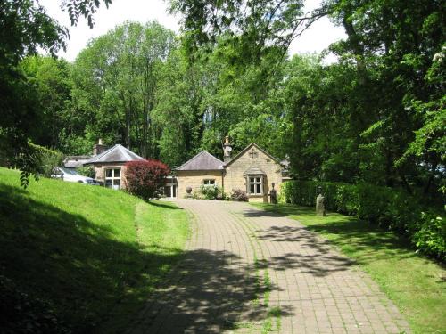 Bakewell Bed & Breakfast | Exceptional Gardeners Cottage B and B with Wheelchair Access