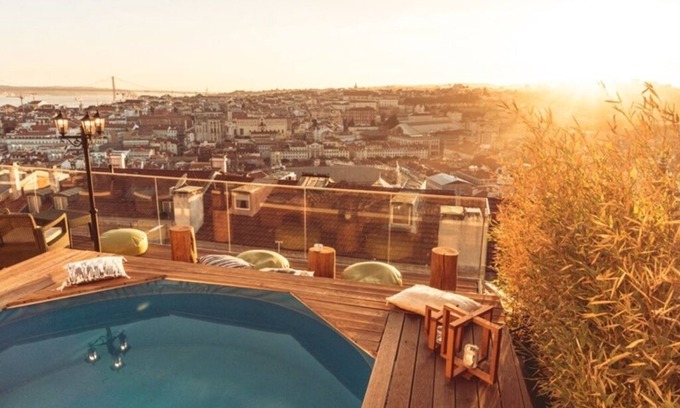Socorro Bed & Breakfast | Gardenrooftop: Relax by the Pool and Indulge in Spa Bliss