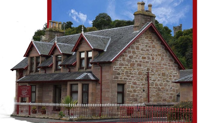 Dingwall House | Oceanfront Garfield Guesthouse with Hot Tub & Breakfast