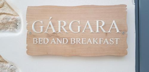 Vico del Gargano Bed & Breakfast | Cozy Gárgara Bed and Breakfast - Rated 9.5/10, Family-Friendly