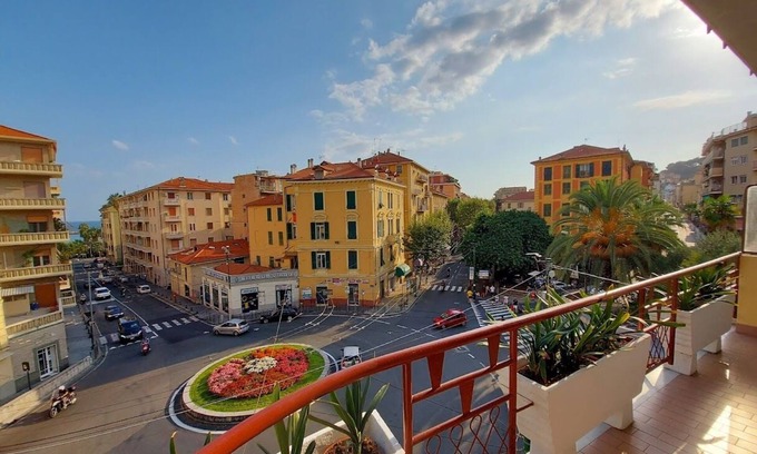 Sanremo Apartment | Bright Garibaldi 5 Apartment with Sea View and Great Amenities