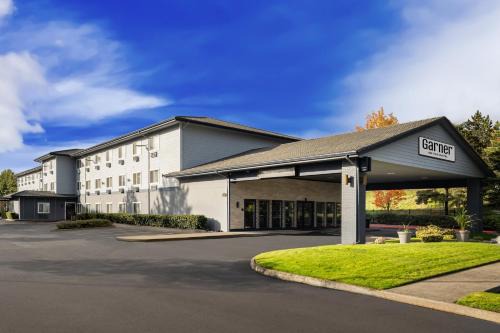 Auburn Hotel | Discover Garner Hotel Auburn: Pet-Friendly & Family-Ready