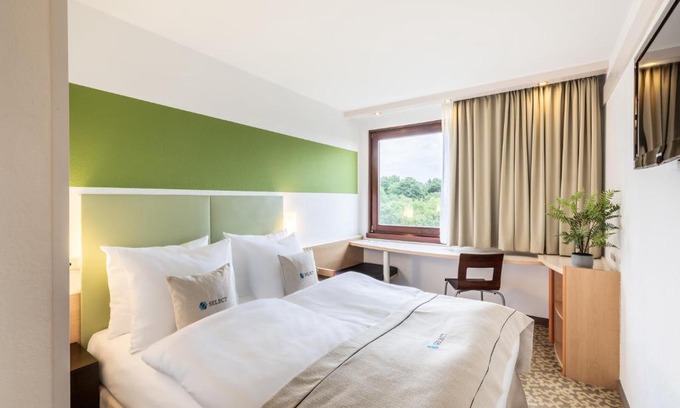Osnabrueck Hotel | Convenient Stay at Select Hotel Osnabrück with Great Amenities