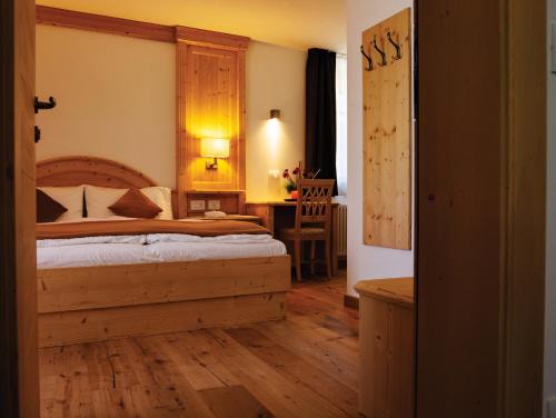 Sfruz Hotel | Family-Friendly Stay at Garni Le Maddalene - 4 Star Rated