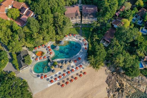 Moo 5 Resort | Garrya Tongsai Bay Samui: Beachfront Bliss with Spa Escape