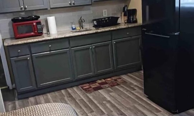 Ampere Apartment | Family-Friendly Retreat at Garside Studio 78 Awaits You