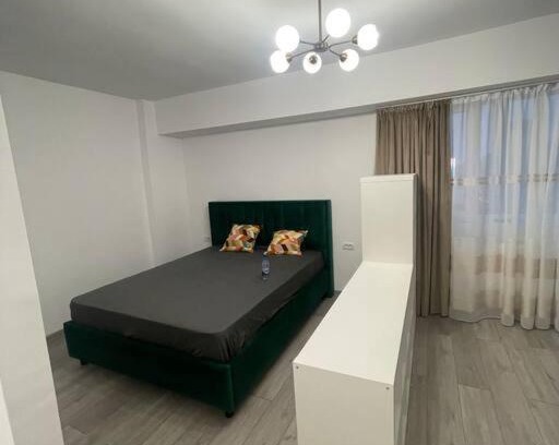 Sector 2 Apartment | Guest Rated 10/10: Mega Mall Garsoniera with Breakfast!