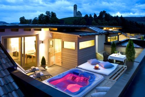Fie allo Sciliar Hotel | Relaxing Gartenhotel Völser Hof - Adults Only Retreat