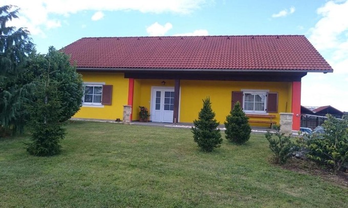 Murfeld House | Gartler's Ferienhaus: Guest Rated 9/10 & Pet Friendly Stay