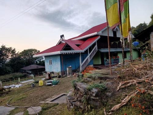 Rishop House | Pet-Friendly Garza Sherpa HomeStay Close to Aritar