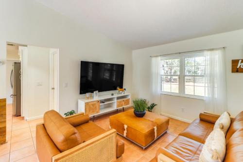 Dunnellon House | Serene Dunnellon Retreat with Fire Pit & Gas Grill