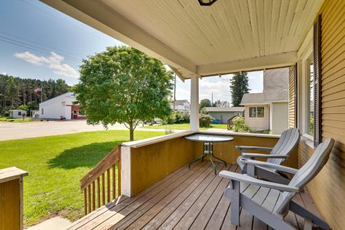 Hixton House | Gas Grill and Porch Rural Hixton Vacation Home!