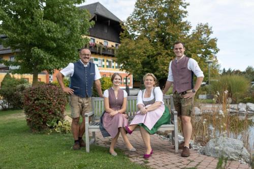 Eugendorf Hotel | Discover Gastagwirt: Oceanfront Retreat with Spa & Pool