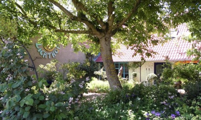Gaedheim Hotel | Cozy Gastehaus und Cafe - Lichthof with Family-Friendly Dining