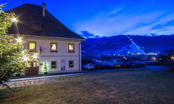 Sankt Georgen ob Murau House | Family-Friendly Gasthof Kreischberg with Breakfast Included
