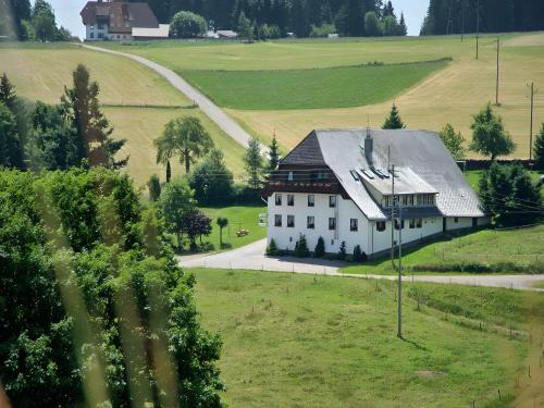 Grafenhausen House | Cozy Gasthaus Pension Zum Löwen: Child-Friendly Retreat
