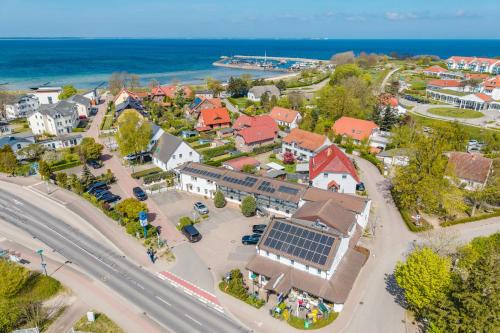 Glowe House | Pet-Friendly Getaway at Gasthaus & Pension "Zur Schaabe"