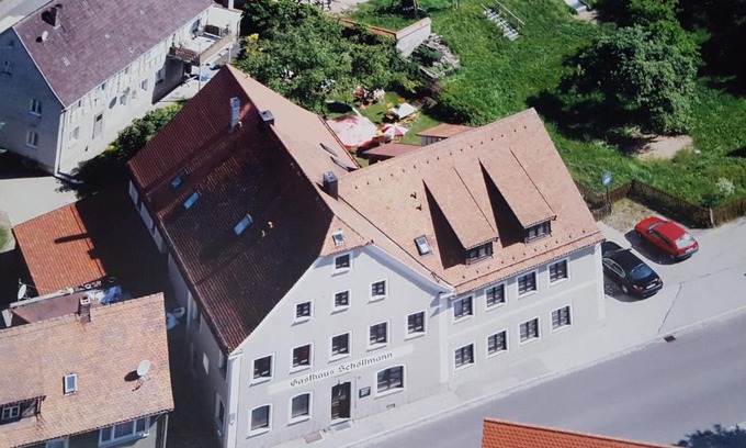 Feuchtwangen Hotel | Guest Rated: Gasthaus Schöllmann with Restaurant Amenities