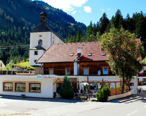 Bichlbach Apartment | Experience Gasthaus Traube: Oceanfront & Pet-Friendly Haven