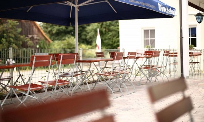 Dombuehl House | Guest Rated: 9.8 at Gasthaus zur Linde with Breakfast & Dining
