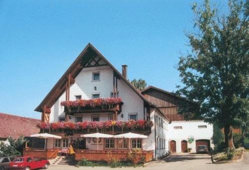 Unterallgau House | Inviting Gasthaus zur Traube: Family-Friendly with Breakfast