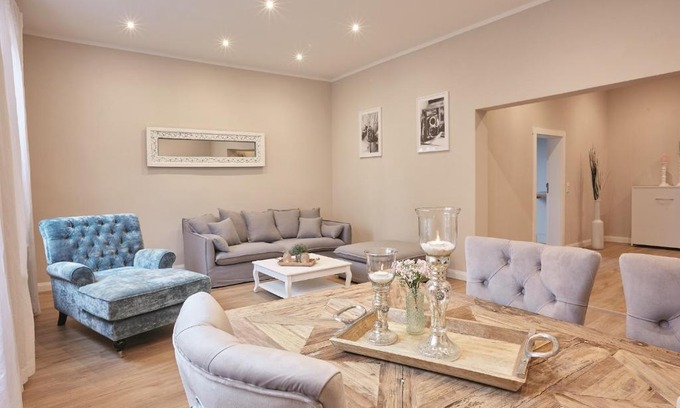 Arnsberg Hotel | Delightful Gasthof 1820: Family-Friendly Retreat