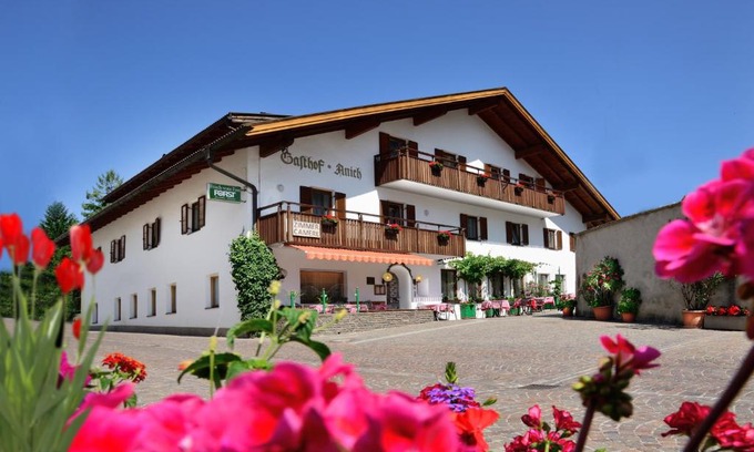 Naz House | Cozy Family-Friendly Stay at Gasthof Anich - Rated 8.6/10