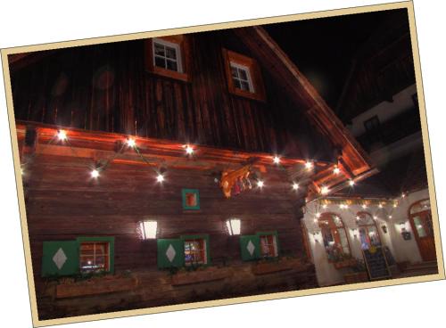 Gundersdorf Hotel | Pet-Friendly Gasthof & Buschenschank Windisch Awaits You