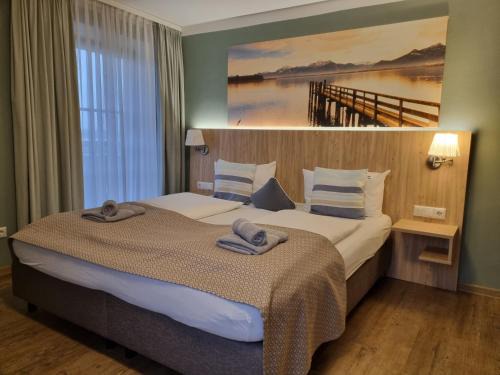 Grabenstatt Hotel | Discover Gasthof Chiemseefischer: Family-Friendly Retreat