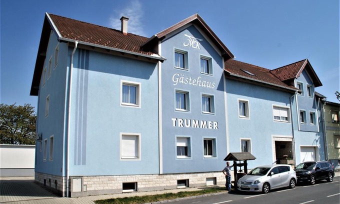 Horitschon House | Relax at Gasthof & Gästehaus Trummer with Hot Tub Access
