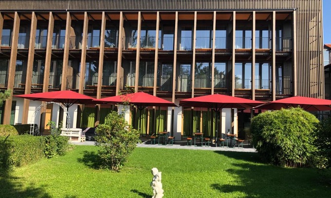 Rosenheim House | Discover Gasthof-Hotel Höhensteiger: Family-Friendly Retreat