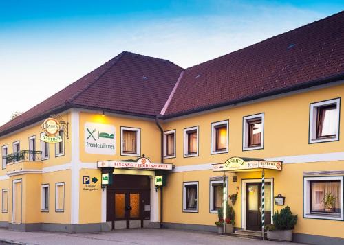 Hoersching Hotel | Comfortable Gasthof Mandorfer: Pet-Friendly Retreat