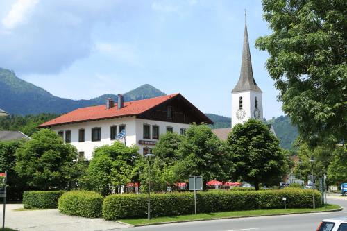 Marquartstein Hotel | Pet-Friendly Retreat at Gasthof Prinzregent Superior