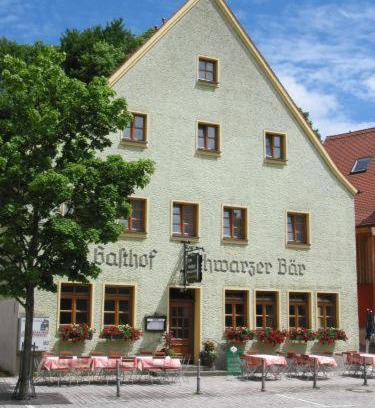 Lichtenegg House | Pet-Friendly Gasthof Schwarzer Bär with On-Site Restaurant