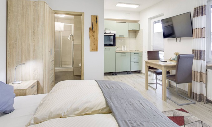 Pfreimd Bed & Breakfast | Guest Favorite Gasthof Weisses Rössl with Family-Friendly Amenities