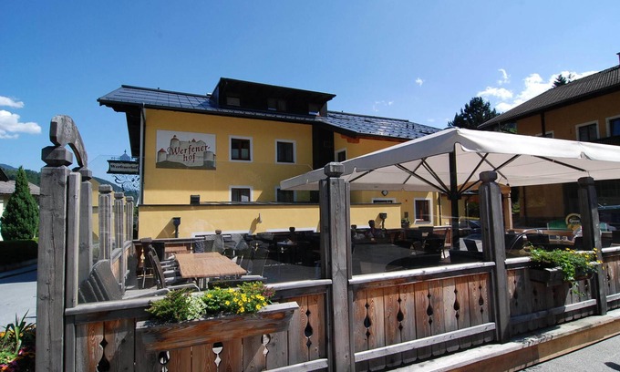 Werfen Hotel | Discover Gasthof Werfenerhof: Spa & Hot Tub Retreat
