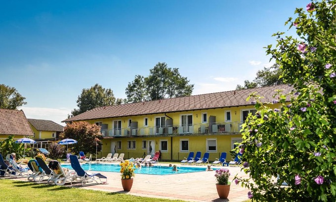Laafeld Hotel | Discover Exceptional Hotels in Austria with Pools & Dining