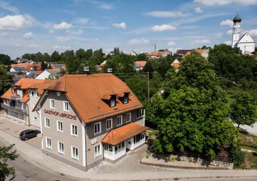 Kaufering Hotel | Pet-Friendly Getaway at Gasthof zur Brücke with Breakfast
