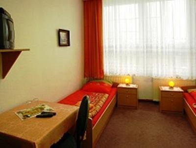Prenzlau House | Pet-Friendly Retreat at Gaststätte & Pension Am Tanger