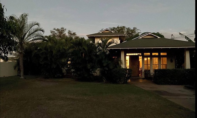 Kihei Villa | Gated Beach House Retreat with Pool and Ocean Views