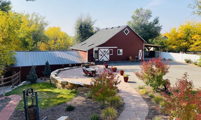 Fort Collins House | Historic Barn House Retreat - Walk to CSU & Stadium!