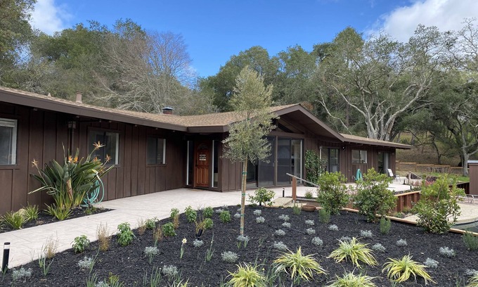 Central Portola Valley House | Beautiful Portola Valley Estate Near Stanford University