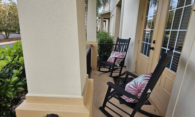 Sanford House | Inviting 3-Bedroom Townhome Near Sanford & Lake Mary Junction